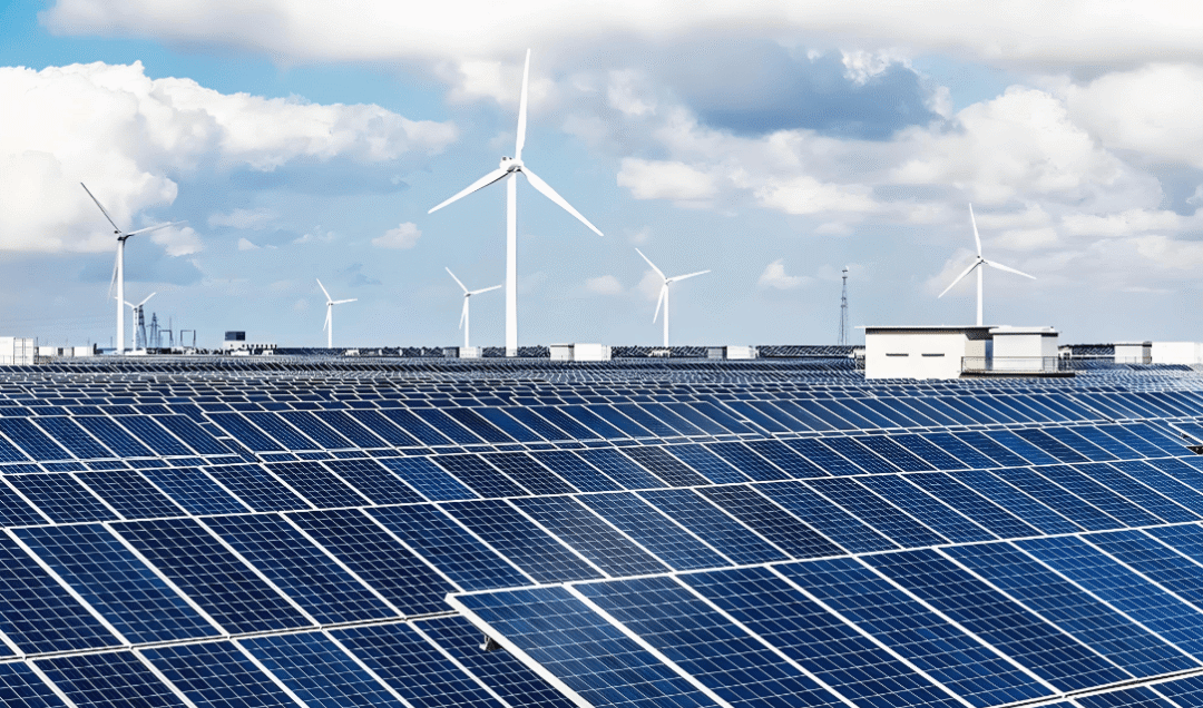 美國(guó)關(guān)稅&ldquo;全鏈條&rdquo;圍剿：中國(guó)光伏行業(yè)面臨的嚴(yán)峻挑戰(zhàn)